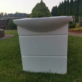 Umywalka w komplecie z szafką kolor biały, lakierowana
