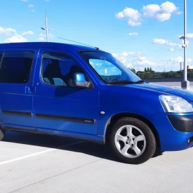 Citroën Berlingo Multispace 2.0 HDI bez dpf • klima • 2 komplety kół