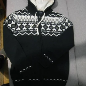Bluza czarna z akrylu