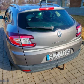 SAMOCHÓD OSOBOWY