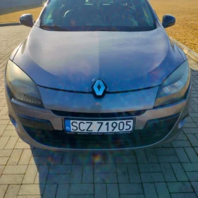 SAMOCHÓD OSOBOWY