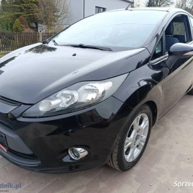Ford Fiesta 1.3 benzyna 2012r alu grzane fotele