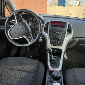 Opel Astra J benzyna