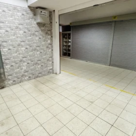 Boks handlowy Centrum Handlowe Jagiellończycy