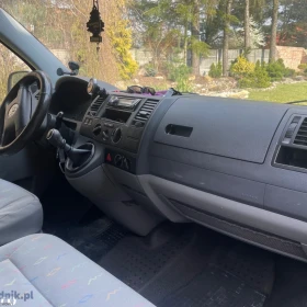 Volkswagen Transporter 2.5 TDI 9os.