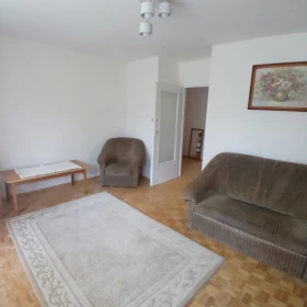 3 pokoje 65,2m, balkon, piwnica, winda A. Struga 40/42, 340 000 zł